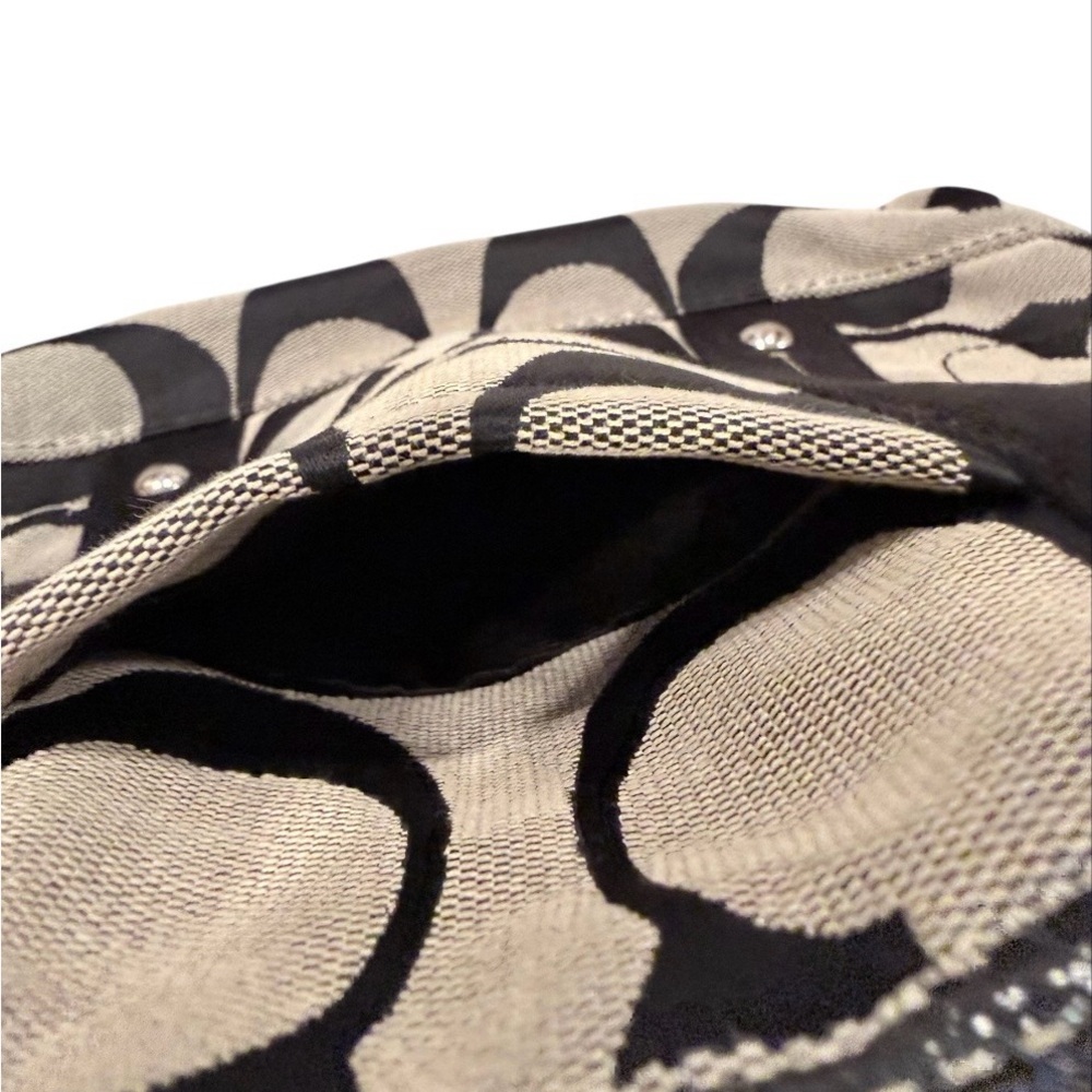 Coach Kyra Signature large beige and black canvas tote F18855 - Picture 7 of 13